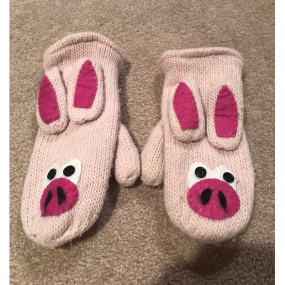 Pig mittens